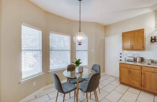 Flower Mound Casa | Melody Home near Grapevine, DFW Airport w backyard