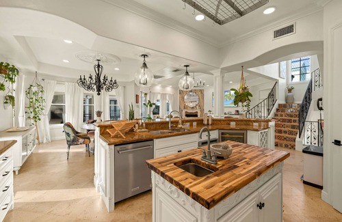 Captiva Casa | Memories are made Here! Fully Updated-Clean-Chic Upgrades-Kid & Pet Friendly