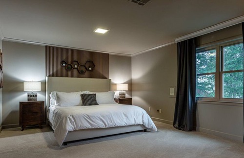 Lakeland Casa | Memphis Lakefront, 5 King beds, close to everything