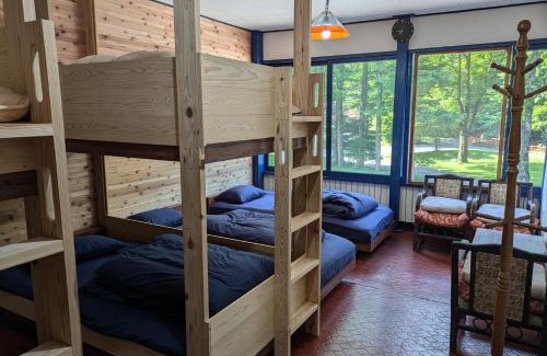 Nikko Cama Y Desayuno | Men only B&B KegonFalls