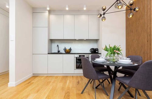 Mirow Apartamento | Mennica Residence 119 |Beautiful Apartment | Parking