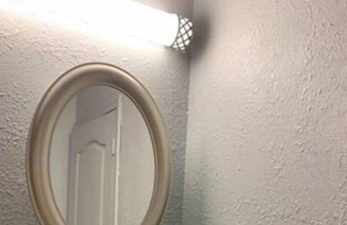 Steelville Casa | Meramec Riverside Lodge & Retreat-Mark Twain Suite
