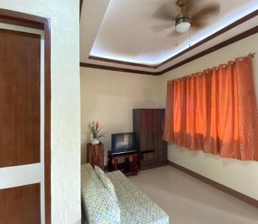 Dauis Apartamento | Merangie Travellers Inn