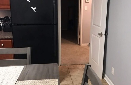 Atlanta Apartamento | Mercedes Benz / Downtown Hideaway