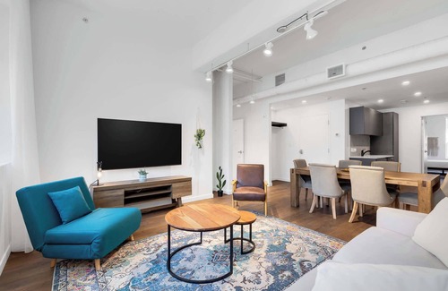 Downtown Montreal Apartamento | Mercer Downtown|2BDRS-2BA|6 Guests
