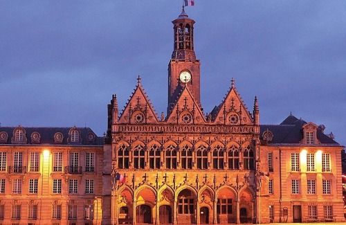 Saint-Quentin Apartamento | Mercure Appartement a 5mns du Centre Ville