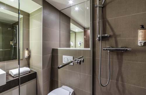 Herouville-Saint-Clair Hotel | Mercure Caen Cote de Nacre Herouville Saint Clair