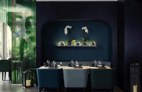 Republique–Point-du-Jour Hotel | Mercure Paris Boulogne