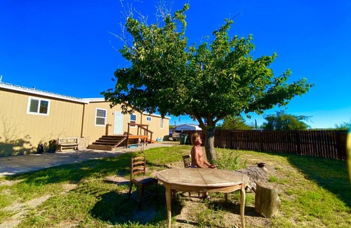Truth or Consequences Casa | Mercury Mellow Manor... Views of Turtleback Mountain, Near Spas and Rio