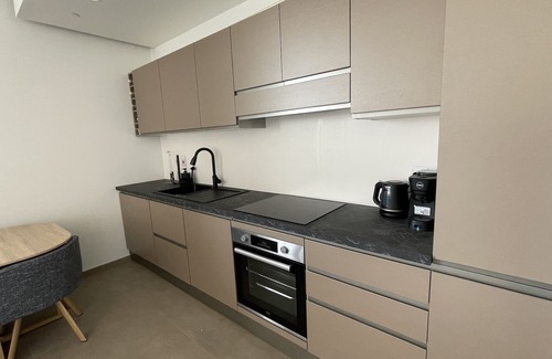 St. Julian's Apartamento | Mercury Tower suite in heart of the city