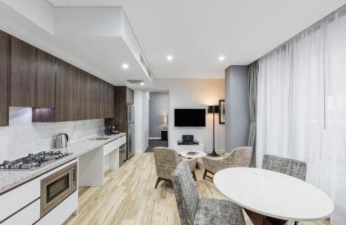Parramatta Hotel | Meriton Suites Church Street, Parramatta