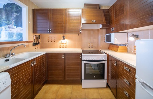 L'Escala Apartamento | Meritxell: Apartamento en primera línea, con vistas al puerto