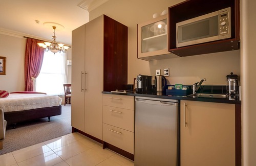 Merivale Cabina | Merivale Manor