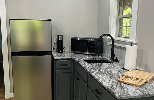 Thurmond Cabaña | Merlot-Newly Constructed 2 bedroom Cottages at Jones von Drehle