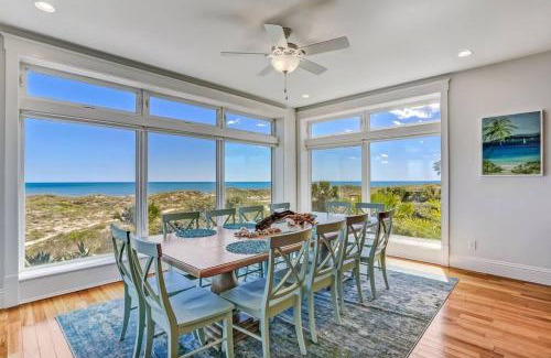 American Beach Casa | Mermaid Castle - Oceanfront Luxury Beach House - Rooftop Deck