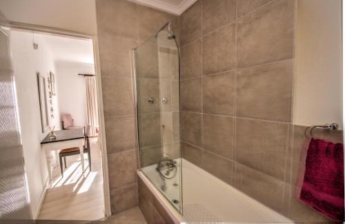 Simon's Town Casa | Mermaid Rock Cottage