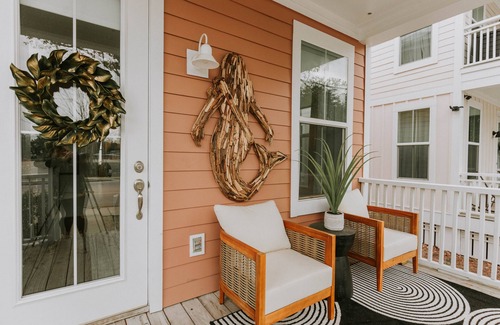 Ocean Springs Cabaña | Mermaid's Muse - close to beach & downtown Ocean Springs! Includes golf cart!
