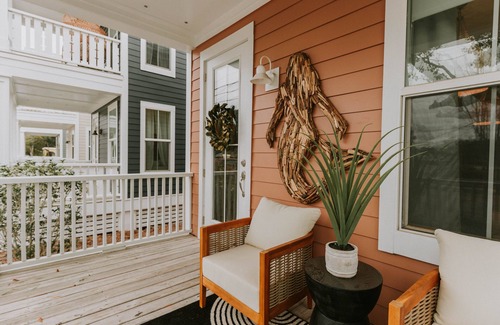 Ocean Springs Cabaña | Mermaid's Muse - close to beach & downtown Ocean Springs! Includes golf cart!