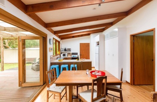 Merricks Beach Cabaña | Merricks Surf Cottage Charming Beachfront Bliss