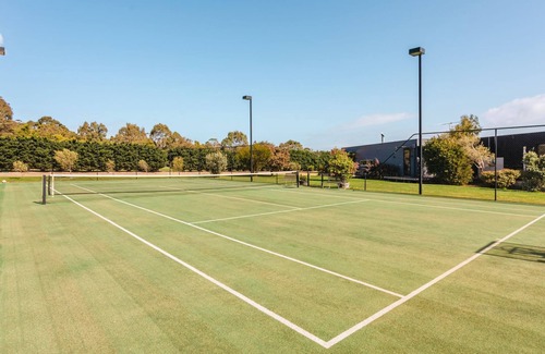 Balnarring Beach Casa | Merricks View - Panorama rural con cancha de tenis y piscina de inmersión
