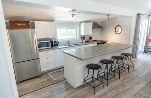 South Bruce Peninsula Cabaña | Merry Light Cove- Waterfront on Lake Huron & Sauna