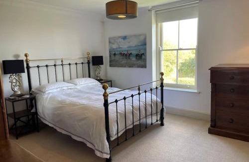 Colerne Casa | Merryfields House