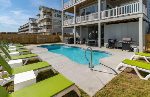 Hatteras Apartamento | MerSea Oceanfront 10 Bedroom Home