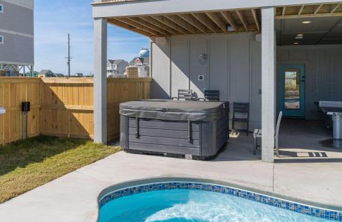 Hatteras Apartamento | MerSea Oceanfront 10 Bedroom Home