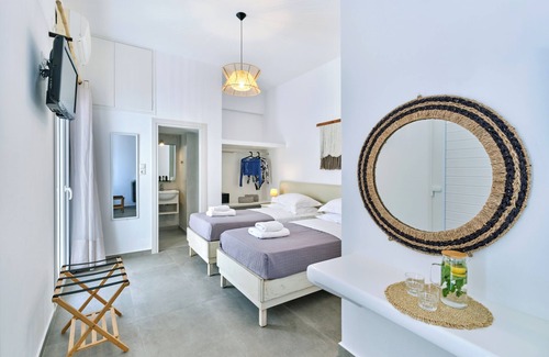 Naousa Casa | Mersina Exclusive