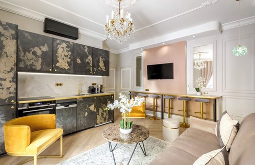Quartier Sainte-Avoye Apartamento | Merveil - Luxury Suite - Louvre - Ours II