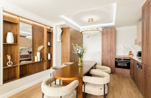 Quartier Saint-Ambroise Apartamento | Merveil Luxury Suites - Lenoir I-II-III