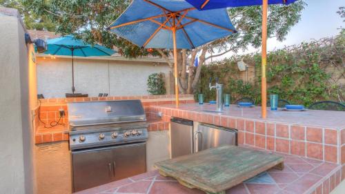 Dobson Ranch Casa | Mesa Lake Front House With Pool and Hot Tub