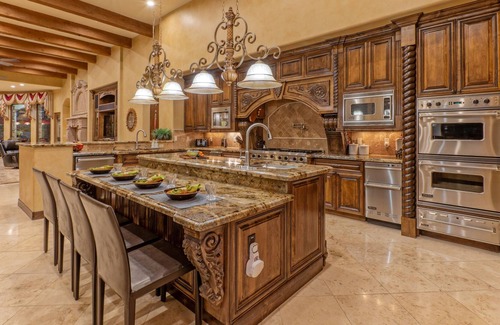 Las Sendas Casa | Mesa LUX + Views: King Beds, TVs & Private BAs All BRs; Pvt POOL/Spa, Putting Green, Roof Deck