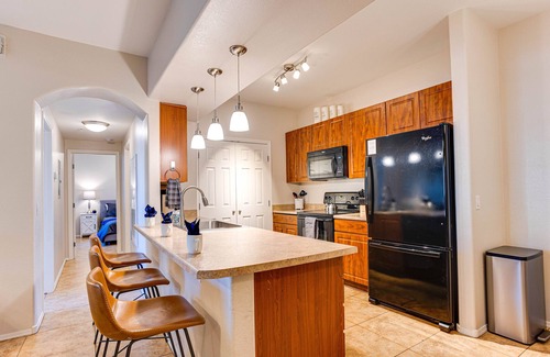 Parkwood Ranch Condominio | Mesa Magnifique! Dog Friendly, Heated Pools
