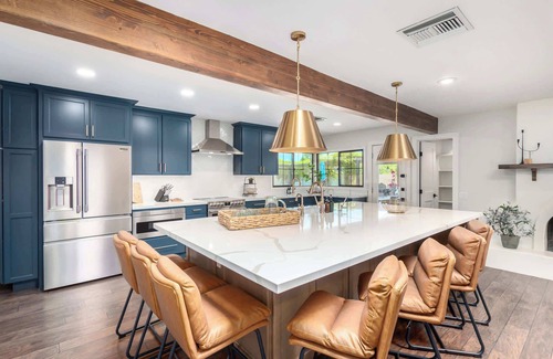Shea North Estates Casa | Mescal Villa & Casitas|Sportcourt|Pool|NEW Kitchen