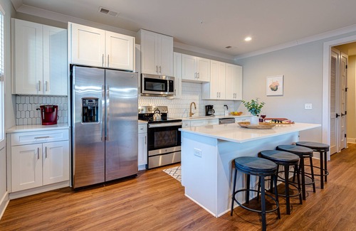 Melrose Casa | Mesmerize Melrose - Mins to Broadway - 2 bedrooms
