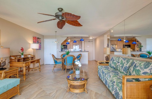 Kahana Condominio | Mesmerizing sunset views from your private lanai