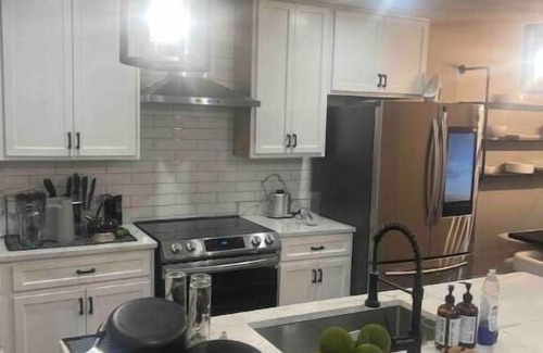 Fairlawn Casa | Message me for additional Discount |FREE Parking