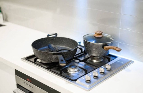 Burwood Apartamento | MetaWise Burwood Westfield Cozy 2Bed Free Parking
