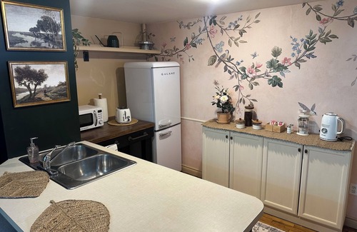 Elora Apartamento | Metcalfe Suites - Vintage Meadow