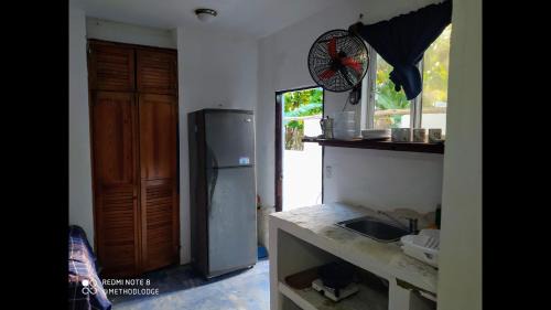 Cabarete Cabina | Method Living Tropical Edition 50024