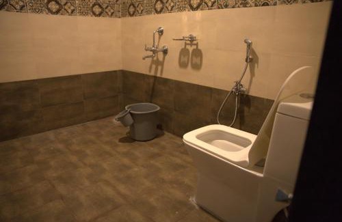 Tirupur Complejo | Metro Club Resort
