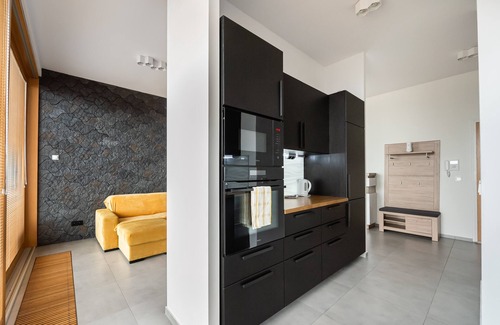 Ursynow Apartamento | Metro Imielin 13th Floor Apartment