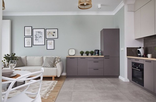 Ursynow Apartamento | Metro Imielin 8th Floor Apartment