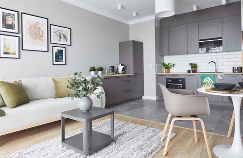 Ursynow Apartamento | Metro Imielin 9th Floor Apartment