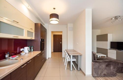 Targowek Apartamento | Metro Kondratowicza Spacious Apartment by BookingHost