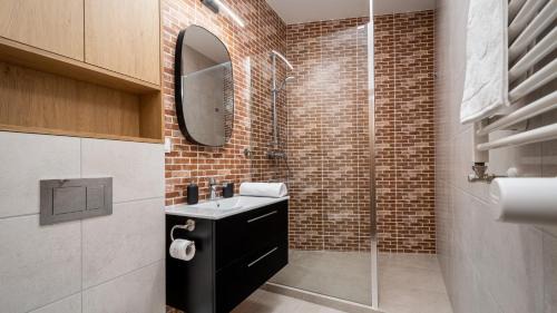 Marymount Apartamento | Metro Park - Bielany, Sun & Snow