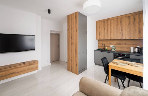 Muranow Apartamento | Metro Ratusz Arsenał Deluxe Apartment