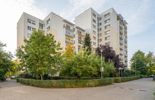 Ursynow Apartamento | Metro Stokłosy 2-Bedroom Apartment