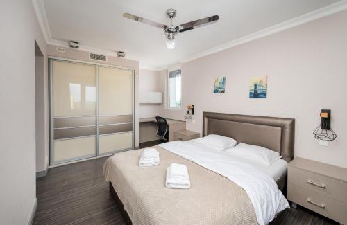 Nowa Praga Apartamento | Metro Szwedzka Homely Apartment by BookingHost